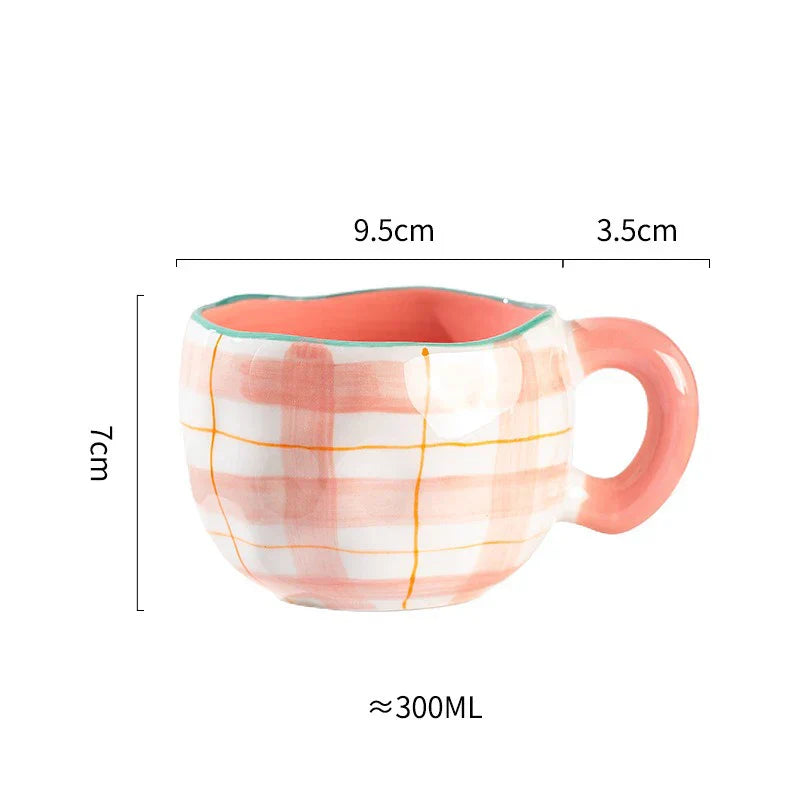 Caneca Criativa de Cerâmica 300ml - Estilo Coreano, Design de Flor Irregular, Feita à Mão - Ideal para Café, Chá e Café da Manhã