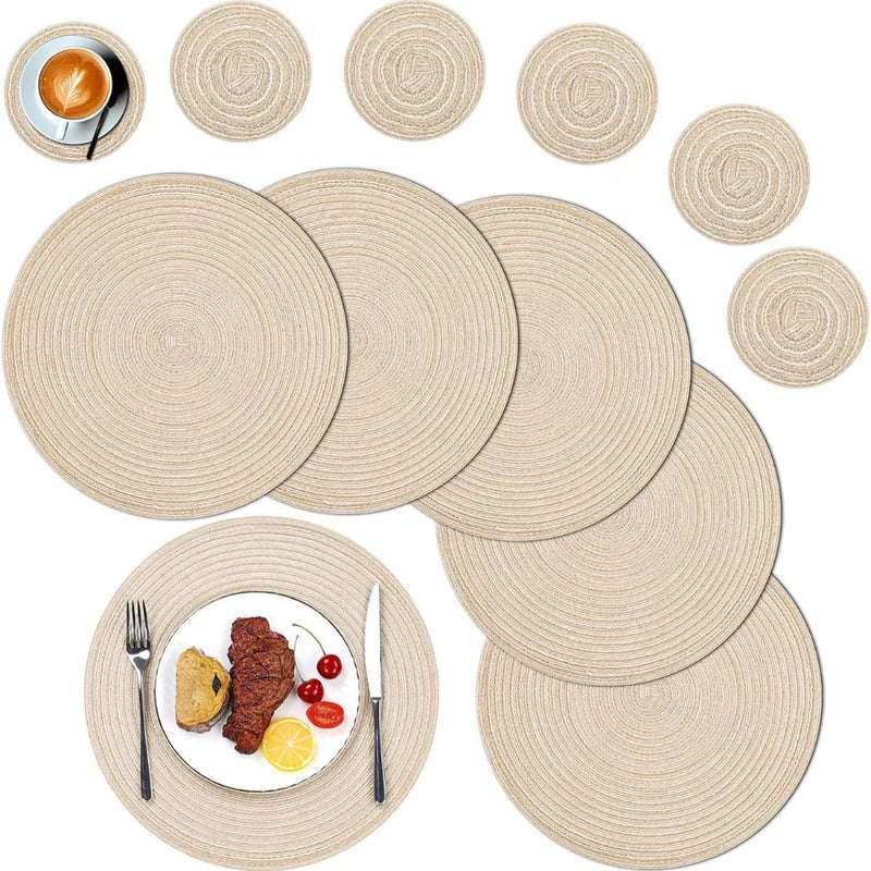 Conjunto de 6 Jogos Americanos Redondos Trançados com Porta Copos – Resistentes ao Calor, Laváveis e Ecológicos para Mesa de Jantar, Festas e Feriados
